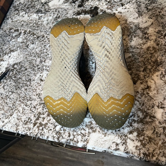 Nike epic react flyknit - Picture 4 of 5